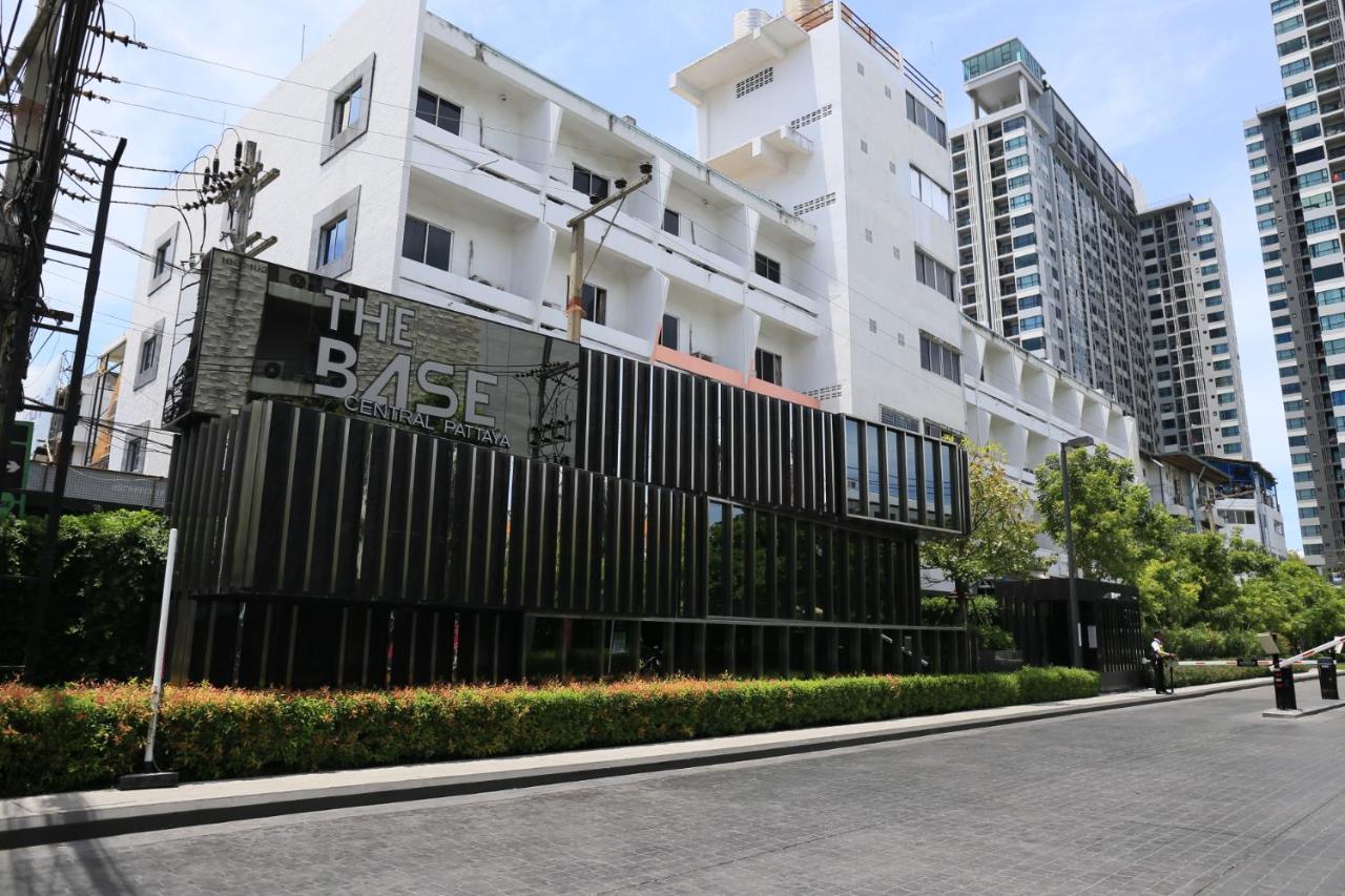 The Base Central Pattaya By Wcc Apartment Exterior photo